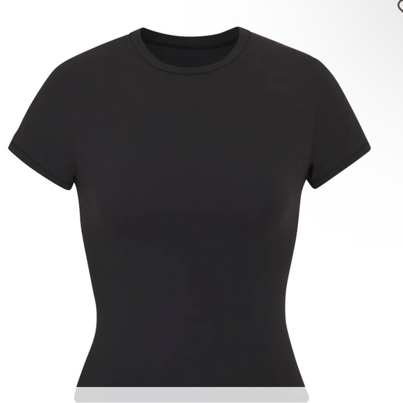 Skims Fits Everybody Tee - NWT - Picture 1 of 4